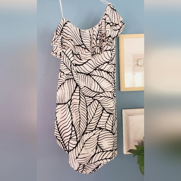 Apt. 9 Tropical Print One Shoulder Ruffle Dress Gold Detail size XL - Picture 2 of 5